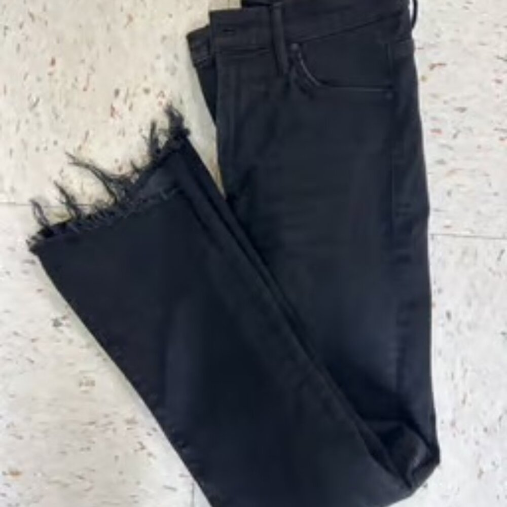 MOTHER The Insider Crop Step Fray Jeans - size 26